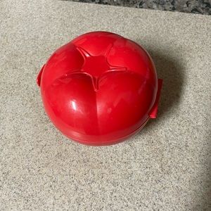 Tupperware Tomato Forget Me Not